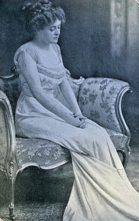 1909 Vintage Magazine Illustration Actress Mary Boland