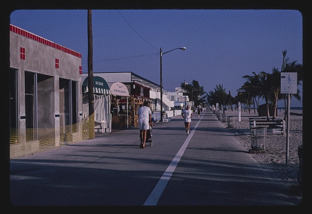 Photo:Hollywood Beach Florida Boardwalk 1990 Beachfront Promenade