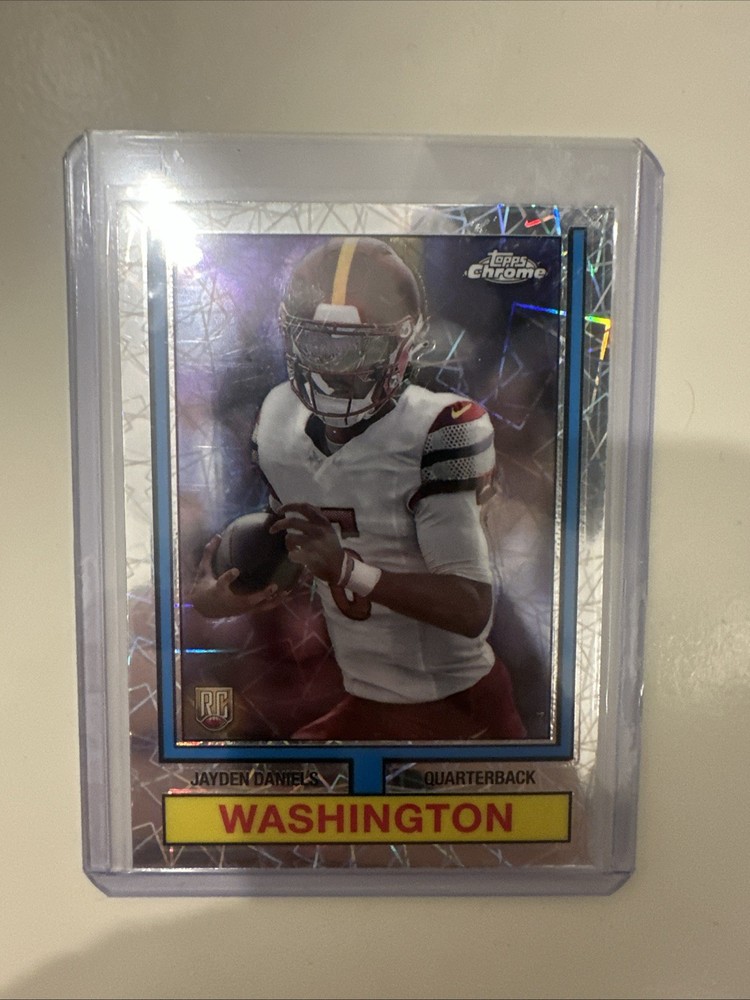 2024 Topp Chrome -1974 Topps Football Jayden Daniels#74TF-2 Lazer Refractor (RC)