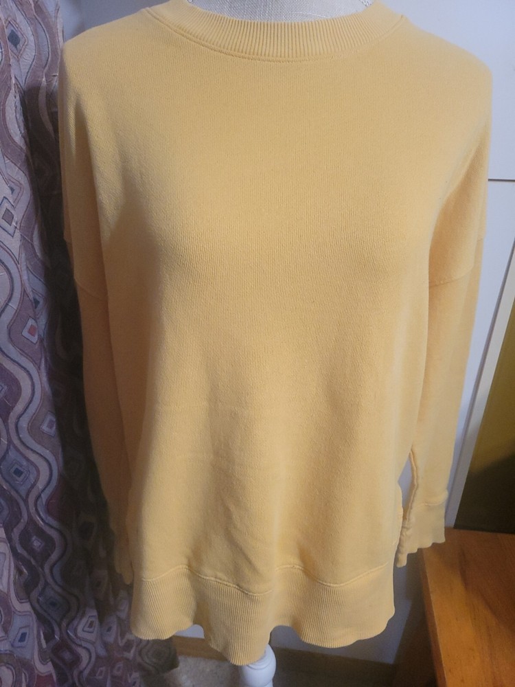 Taylor Swift Time Tru Gold Yellow Crewneck Sweatshirt Medium Pullover