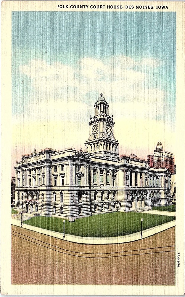 Postcard COURT HOUSE SCENE Des Moines Iowa IA m/09 AI5887
