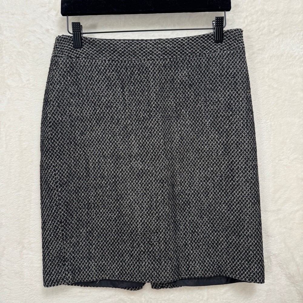 Ann Taylor Pencil Skirt Womens 8P Black White Tweed Wool Blend Petite