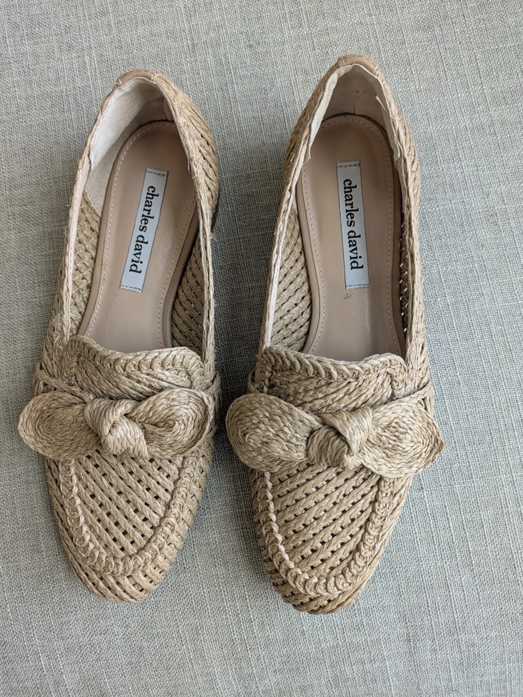 Charles David Finite Woven Raffia Loafers Natural Women's 7 Flats Bow Detail EUC