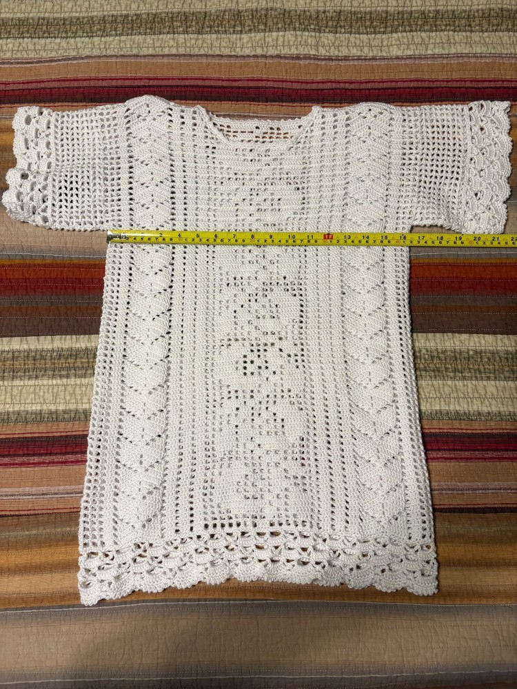 Women’s White Hand Crochet Pullover Blouse Round Neck Short Sleeve, Size S/M