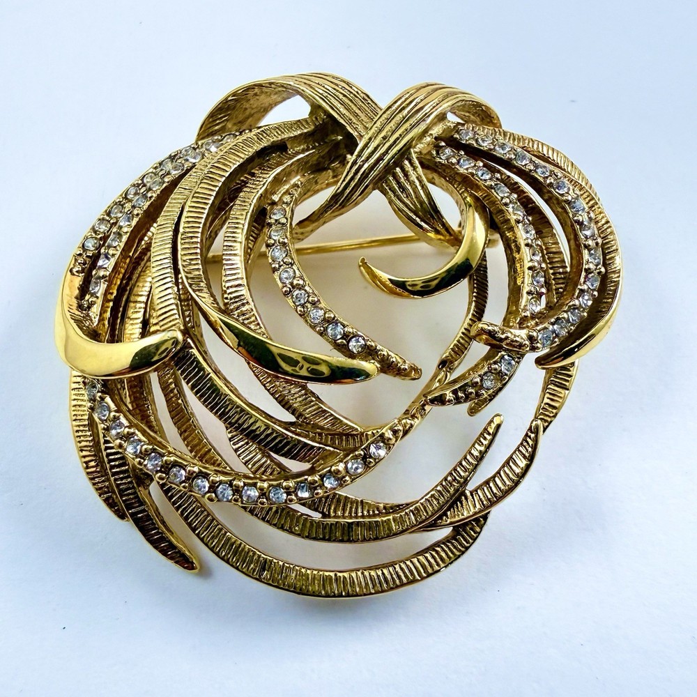 Vintage MONET Rhinestone Gold Tone Brooch