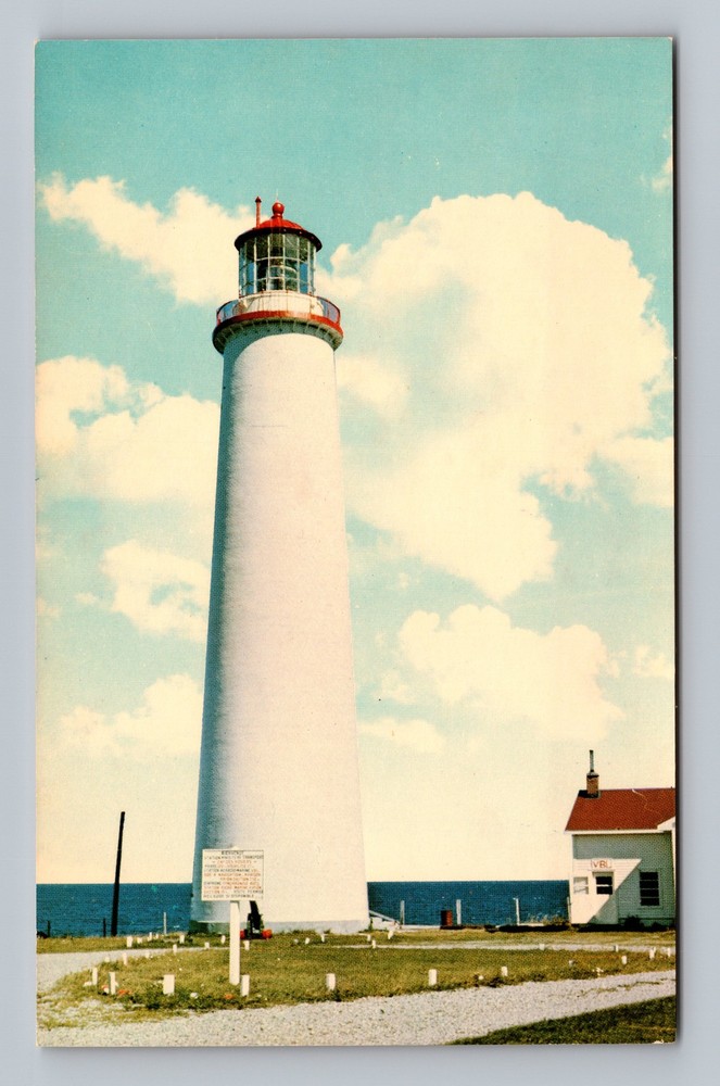 Canada Quebec La Gaspesie Lighthouse Standard Souvenir Postal Vintage Postcard