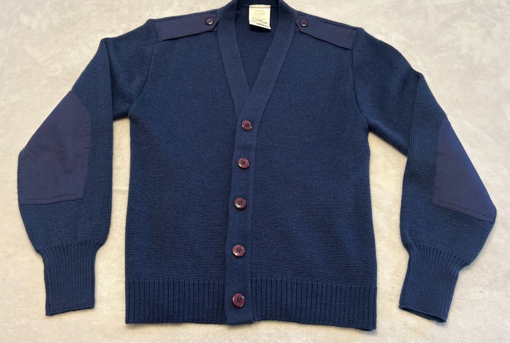 Mehlin & Estey Military Equipment Cardigan Sweater Men’s 36 R Navy Blue Patches
