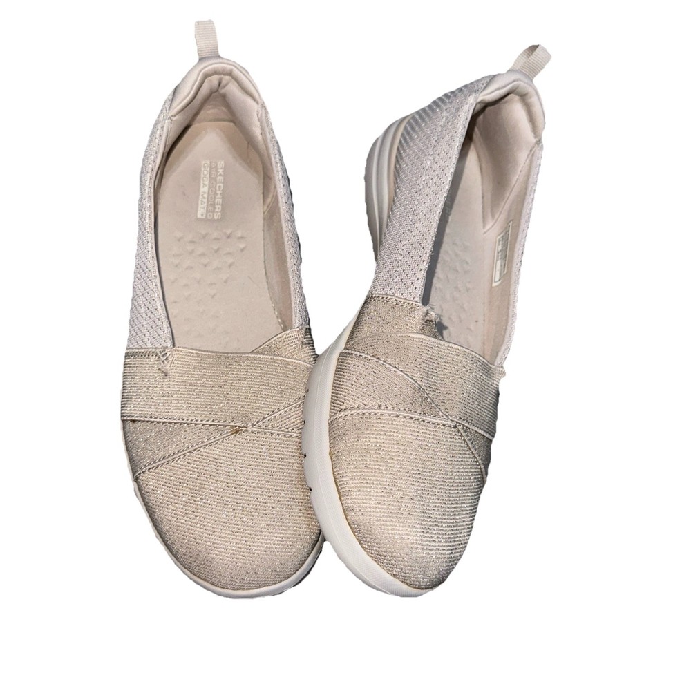 Skechers On The Go Flex Cherie Natural Womens  Slip-On Size 9- Tear On Opening