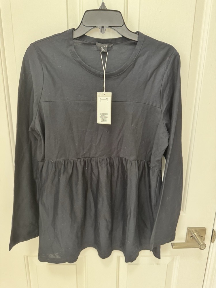 COS black long-sleeved peplum top