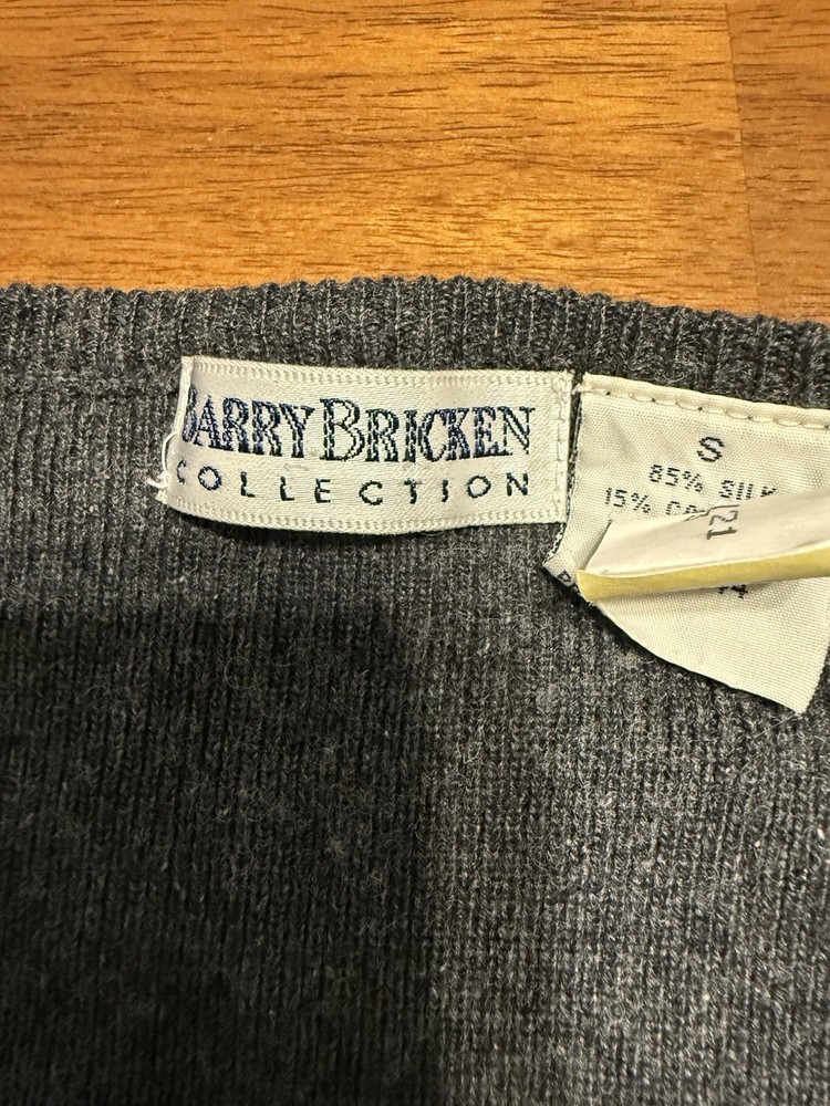 Barry Bricken Collection Women’s Silk Cashmere Knit V-Neck Sweater Gray S