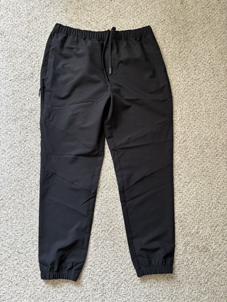 GAP Pants Mens Size Large (36x30) Black GapFit Jogger Pants Reflective Training