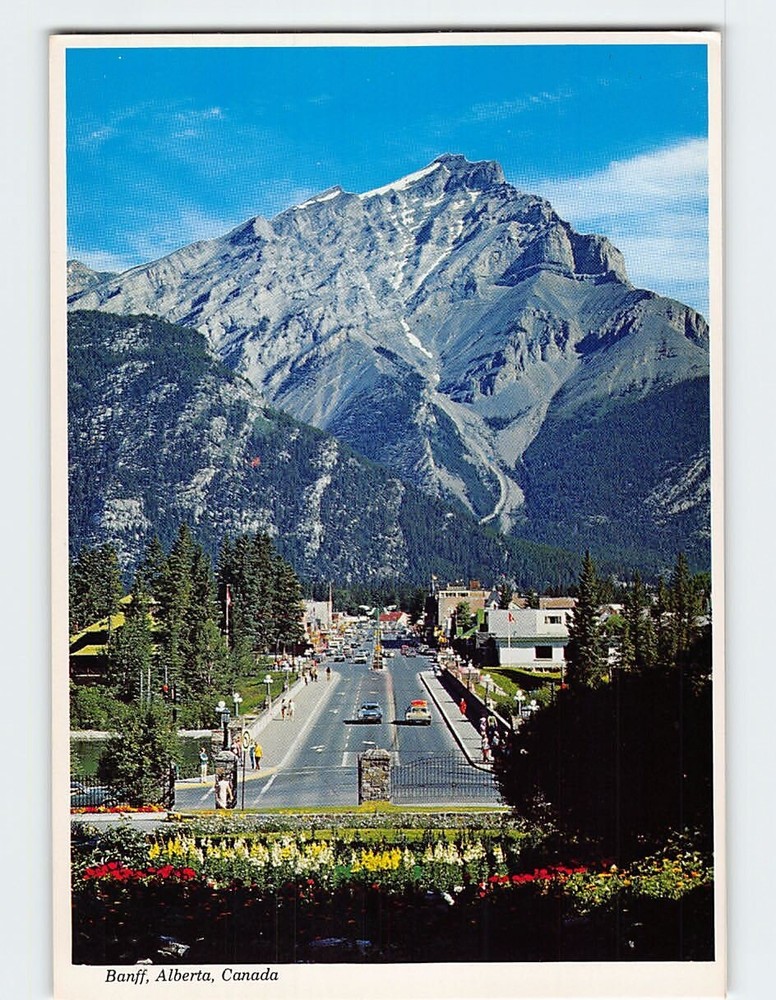 Postcard Banff Avenue main Street Scene Alberta Canada