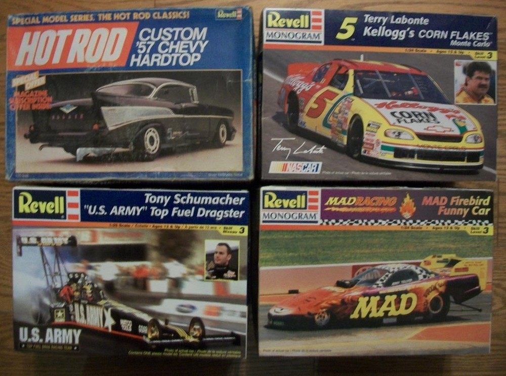 LOT of 4 1:24 & 1:25 RACE CAR / CLASSIC PLASTIC MODEL CAR KITS from REVELL