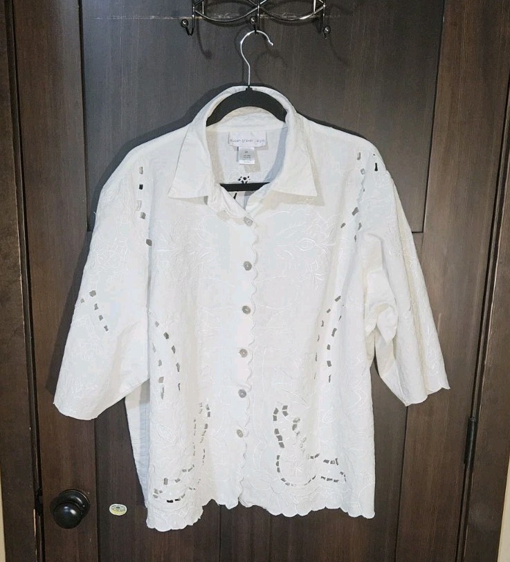 EUC Women's Plus Susan Graver White Linen Blend Button Up Blouse Top Size 3X