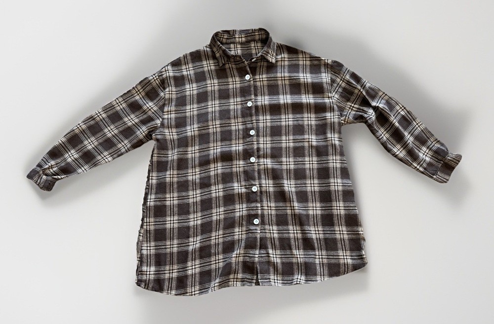 Women’s Brown Flannel Long Sleeve Shirt Size M