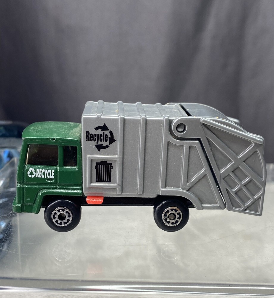 Matchbox Superfast #36 1979 Green/Gray Refuse Truck Recycle Colectomatic