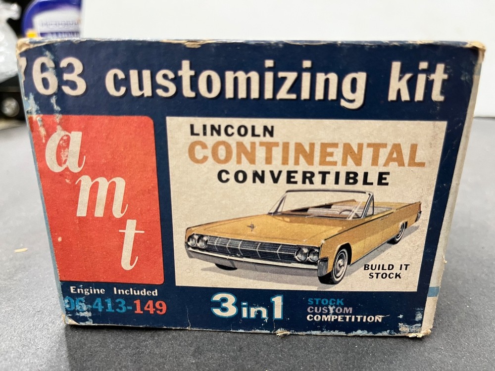 AMT 413 1963 Lincoln Continental Convertible Builder Annual Vintage KIT 1/25 McM