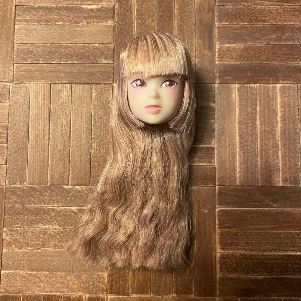 Momoko Doll Head CCS22AW #3b08ae