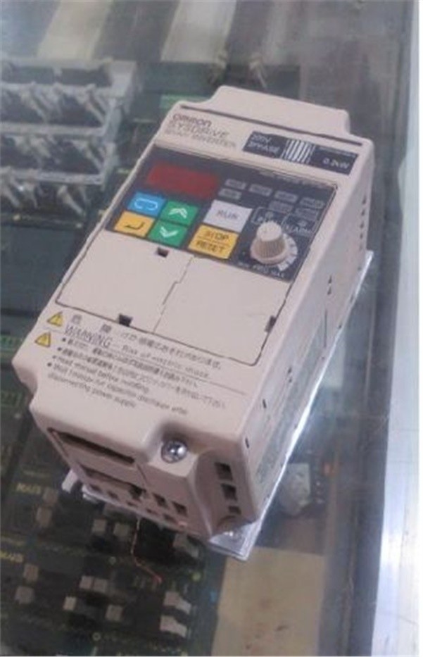 Used 1Pcs Omron Control Inverter 3G3JV-A2002 Plc Module qs