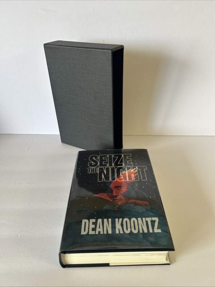 Cemetery Dance SIGNED & NUMBERED Dean Koontz Seize The Night 1998 HCDJ Slipcover