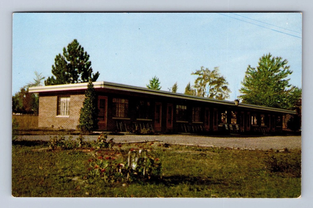 Strongsville OH-Ohio Green Lantern Deluxe Motel Vintage Postcard