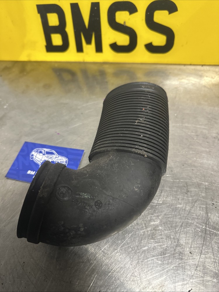 BMW E46 M52 M54 Alternator Air Intake Duct Elbow 1432465