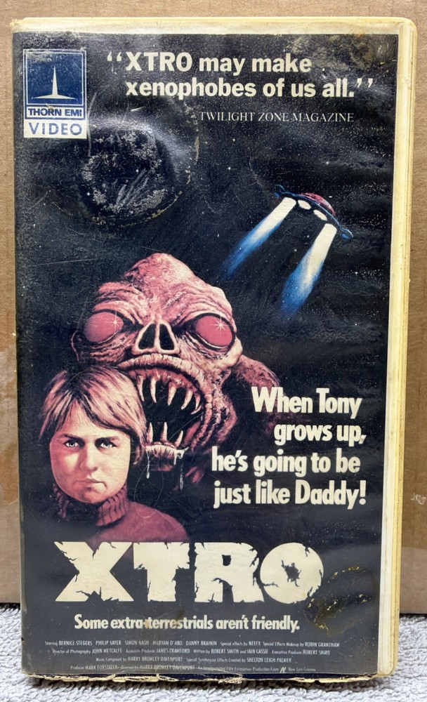 XTRO VHS Video 1983 NTSC R Horror Sci-Fi Full Screen EMI THORN Clam (USED) good!