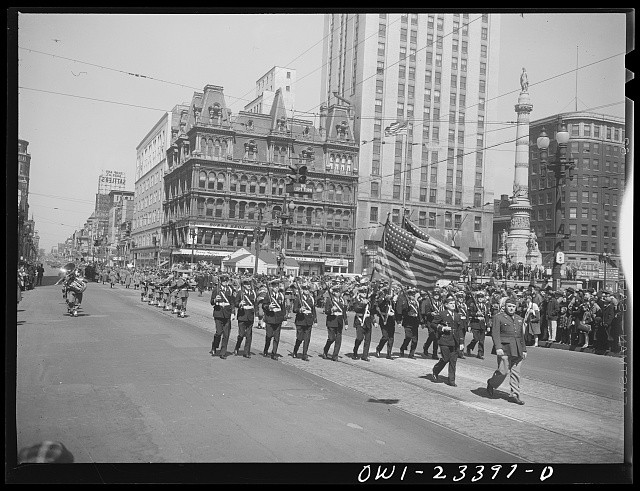 Photo:Buffalo New York 1943 Parade Fundraiser for Cruiser Buffalo