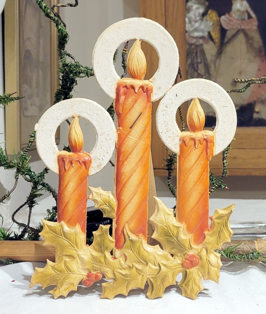 Three twisted Candles with Holly, Easel, 1930s, Germany. Deeply Embossed.