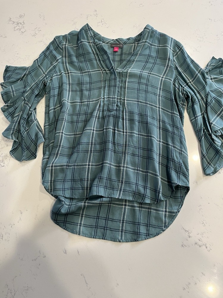 Vince Camuto Pintuck Pleated Ruffle Flutter Sleeve Green Plaid Blouse Tunic Sz S