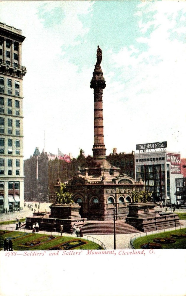 Postcard soldiers and sailors Monument Cleveland, Ohio