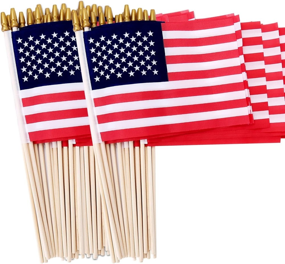 Uelfbaby 200 Pack Mini American Flags on Stick Small US Flags for Patriotic Decor