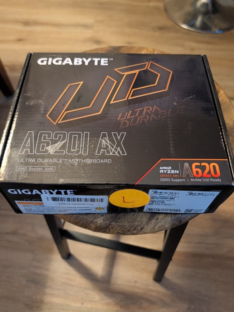 Gigabyte A620I AX 1.0 motherboard AMD A620 Socket AM5 mini ITX