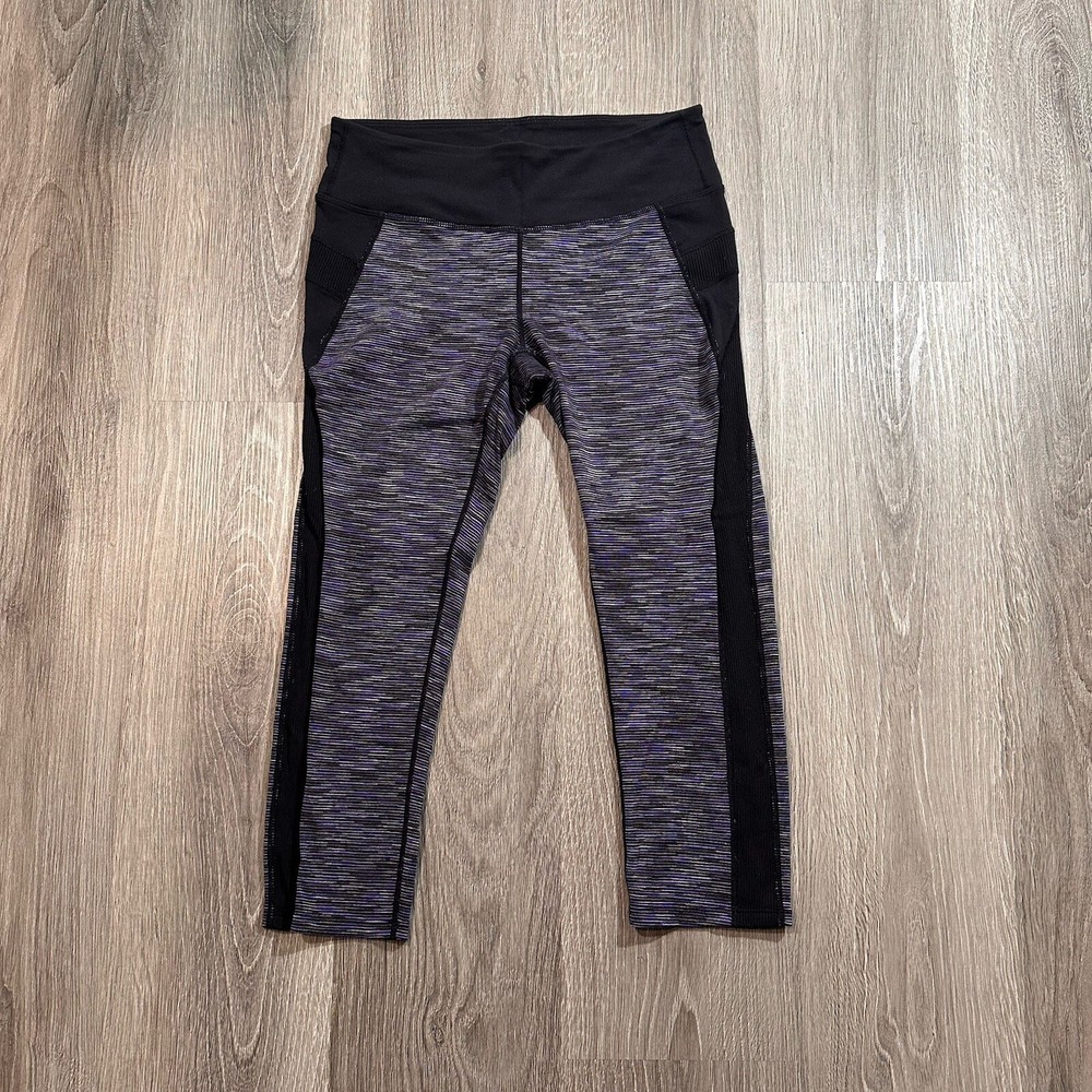 Athleta Womens Leggings Tangram Capri Athletic Purple Black Stripe Size Small