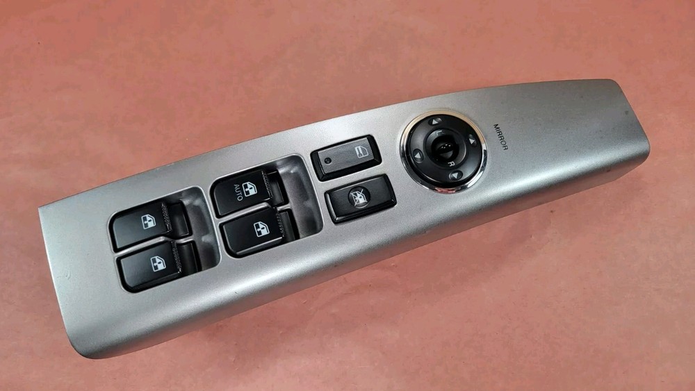 2010 2011 2012 Hyundai Santa Fe Front Left Driver Master Power Window Switch OEM