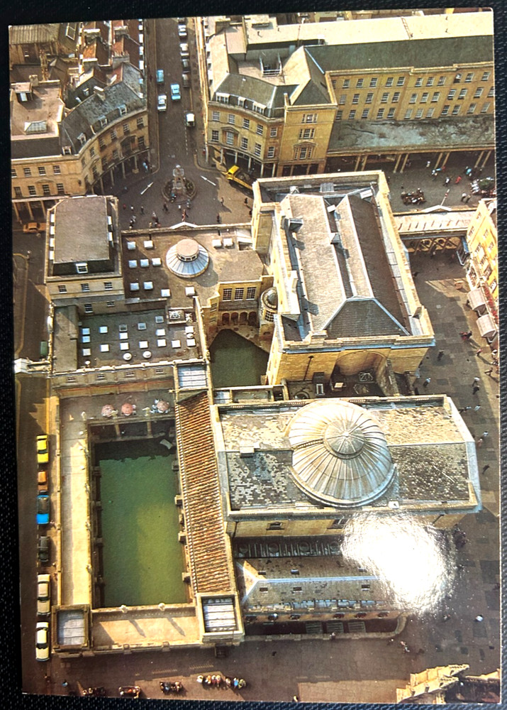 Postcard: Aerial view of the Roman Baths & the Pump Room, Bath, UK, unposted