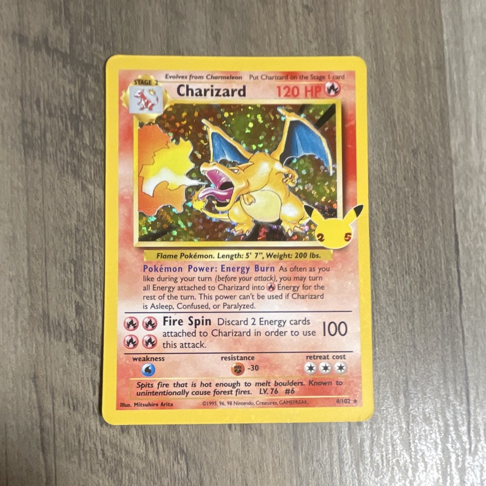 2021 Pokémon Celebrations Classic collection Charizard Holo 4/102 (near mint)