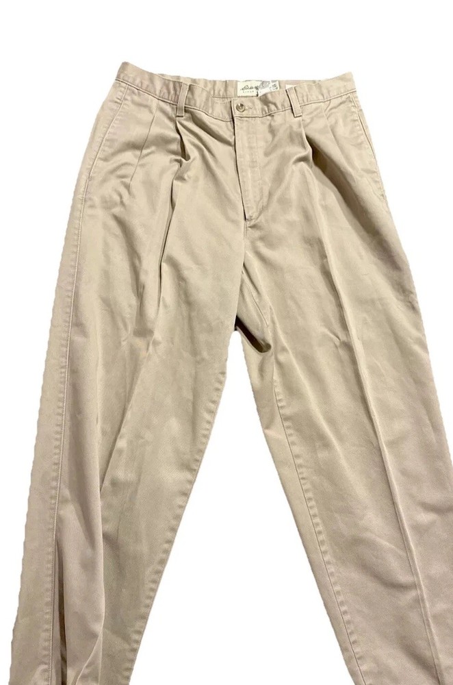 Eddie Bauer Khaki Pants Mens Relaxed Fit Wrinkle Resistant Casual