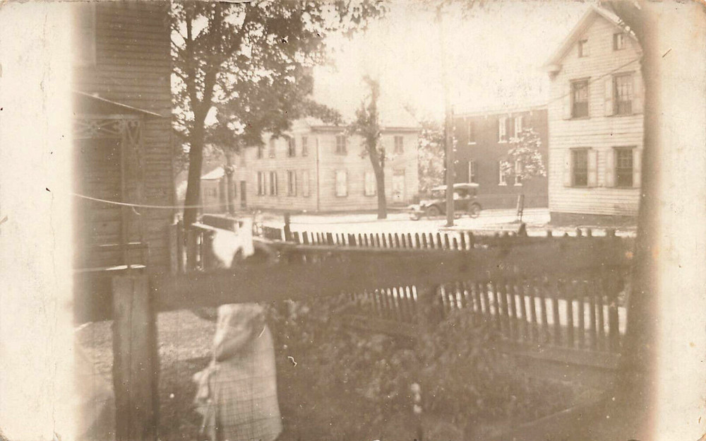 STREET SCENE FROM SOMEONES BACK YARD REAL PHOTO POSTCARD 1920s RPPC ANTIQUE CAR