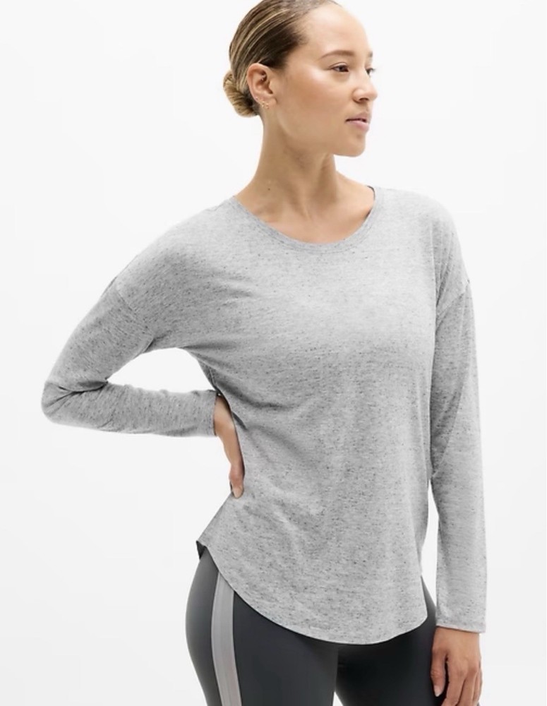 Athleta heather gray move with ease simple comfy performance long sleeve tee XL