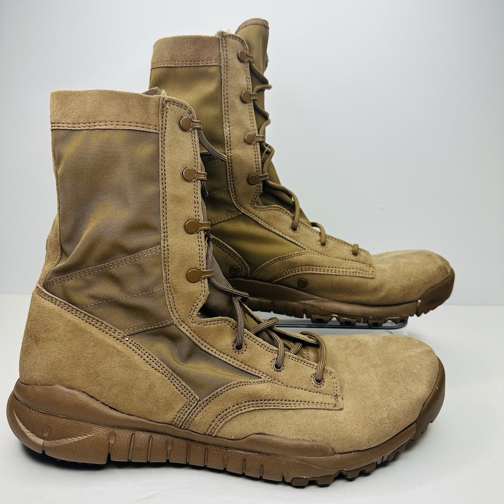 Nike SFB Special Field 8