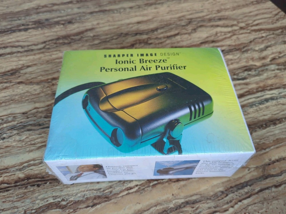 Sharper Image Design Ionic Breeze Personal Air Purifier SI636 Discreet & Compact