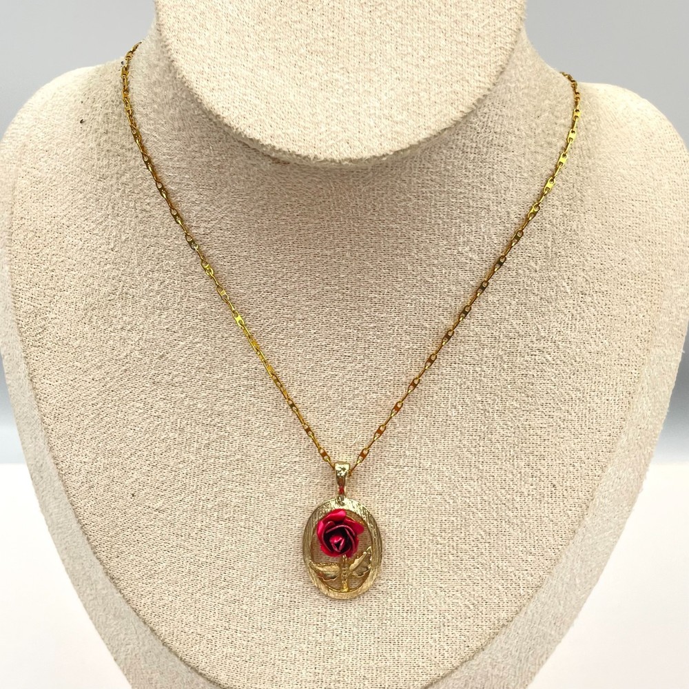 Vintage Gold Tone Red Enamel Rose Pendant Necklace 20