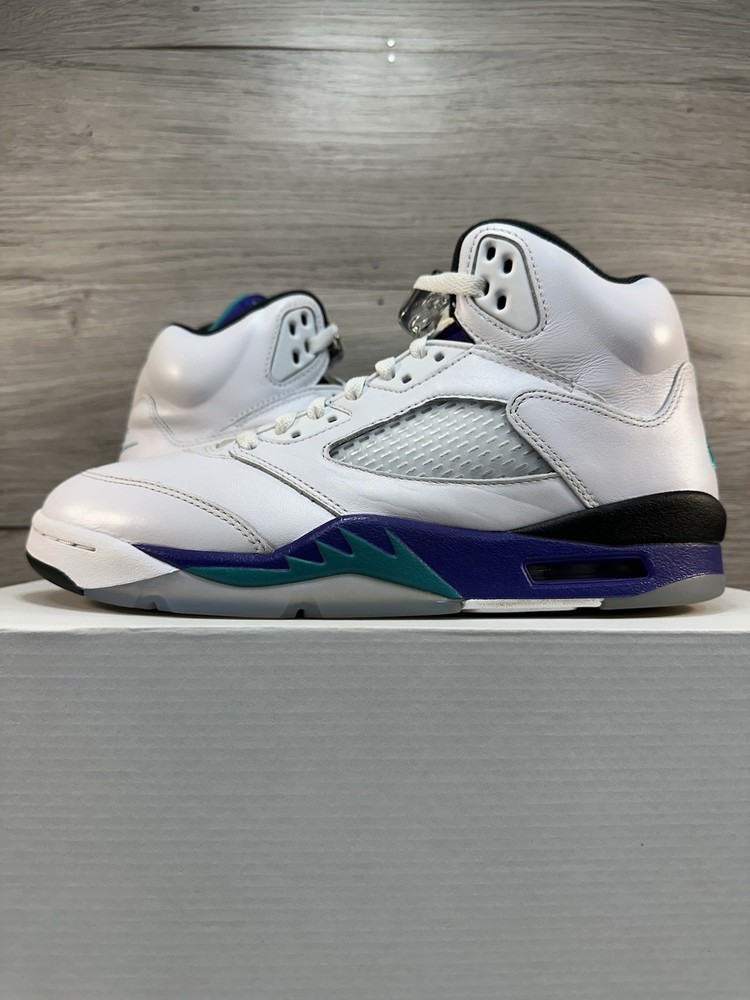Air Jordan 5 Retro Grape 2025 - Size 8