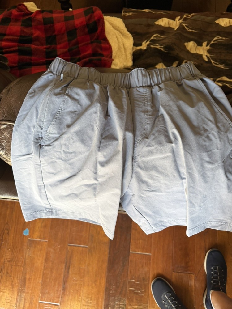 Coastal Blue RHOBACK Everyday Shorts Men’s SZ MEDIUM