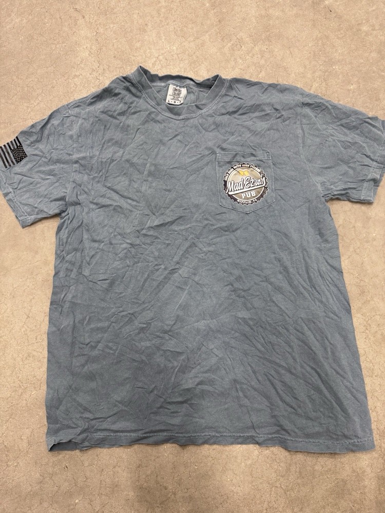 Comfort Colors Mad Ethel’s Pub T-Shirt Men’s L Gray Pocket Graphic Flag