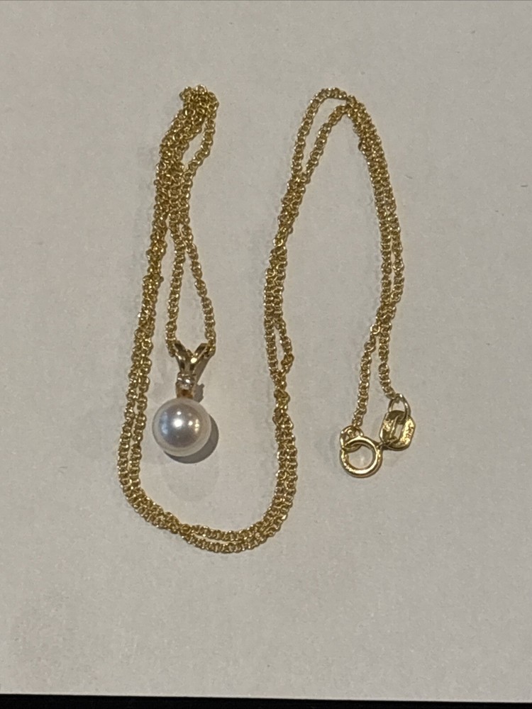 14k Gold Necklace With Pearl And Diamond