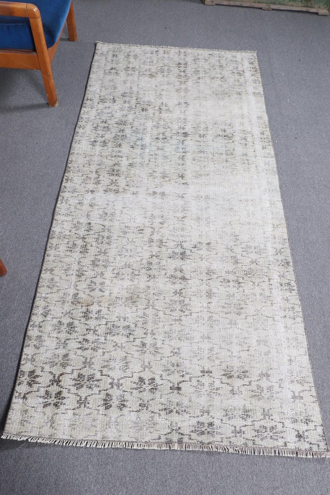 Vintage Turkish Rug 3,2x7,3 ft, White Ikat Wool Rug