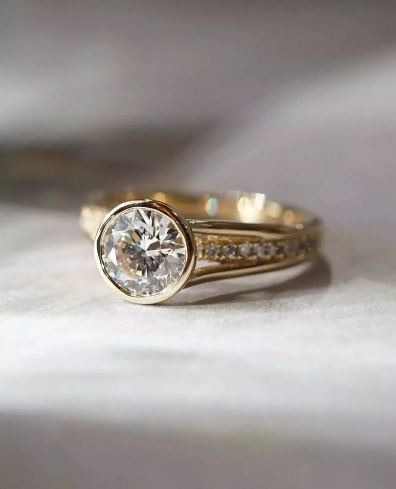 Bezel Set Wedding Ring 2Ct Round Cut Simulated Diamond In 14K Yellow Gold Plated