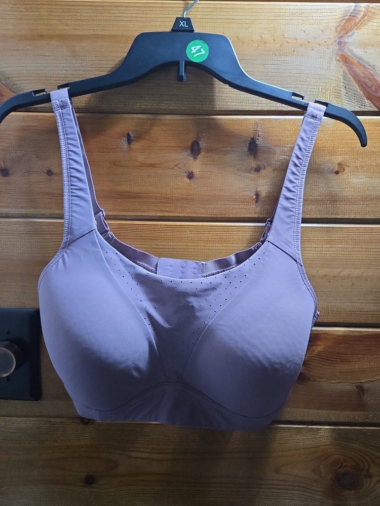 Lululemon Women's Pink Bra Size 36DD With Support 0475
